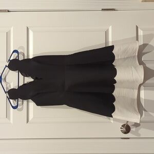Kate Spade black white scalloped dress